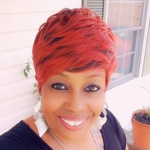 Meet your Posher, Shirley